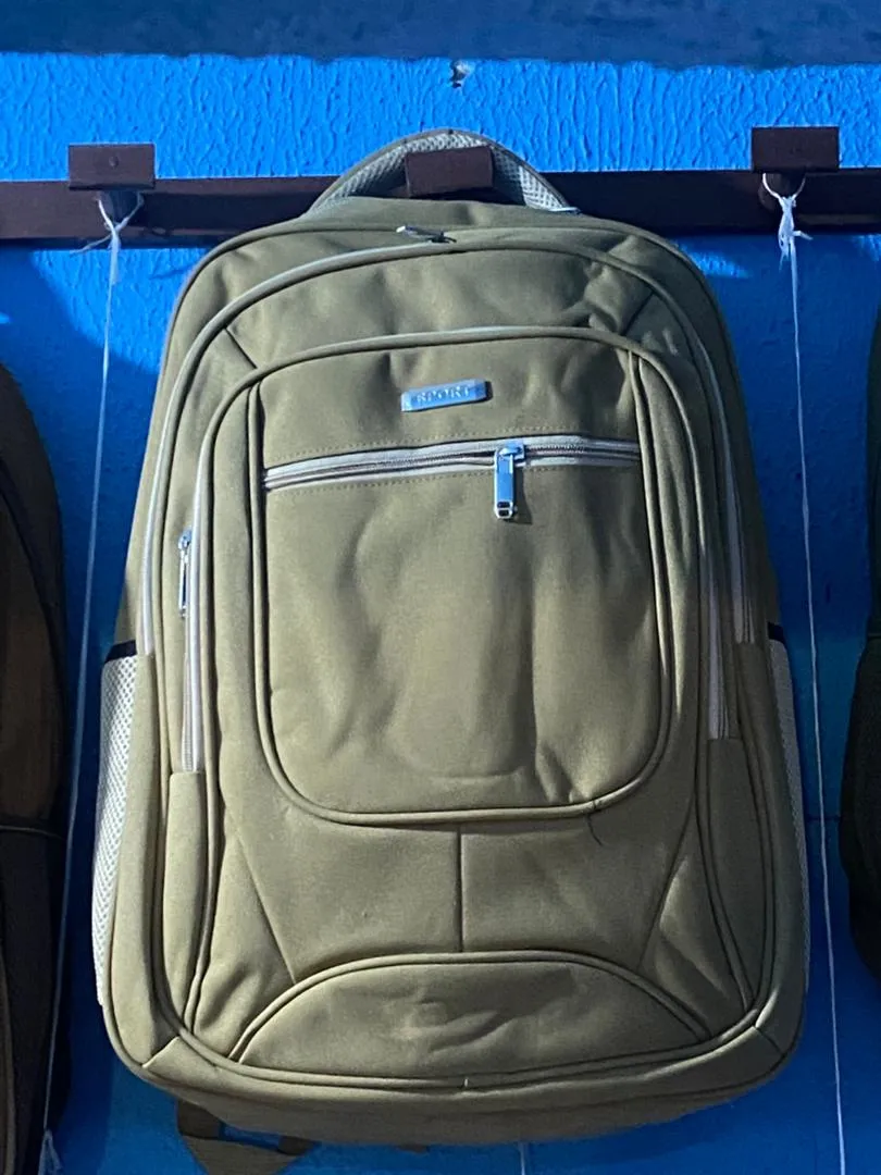 SPORT BACKBAG Multi-Layer Large Capacity Bag